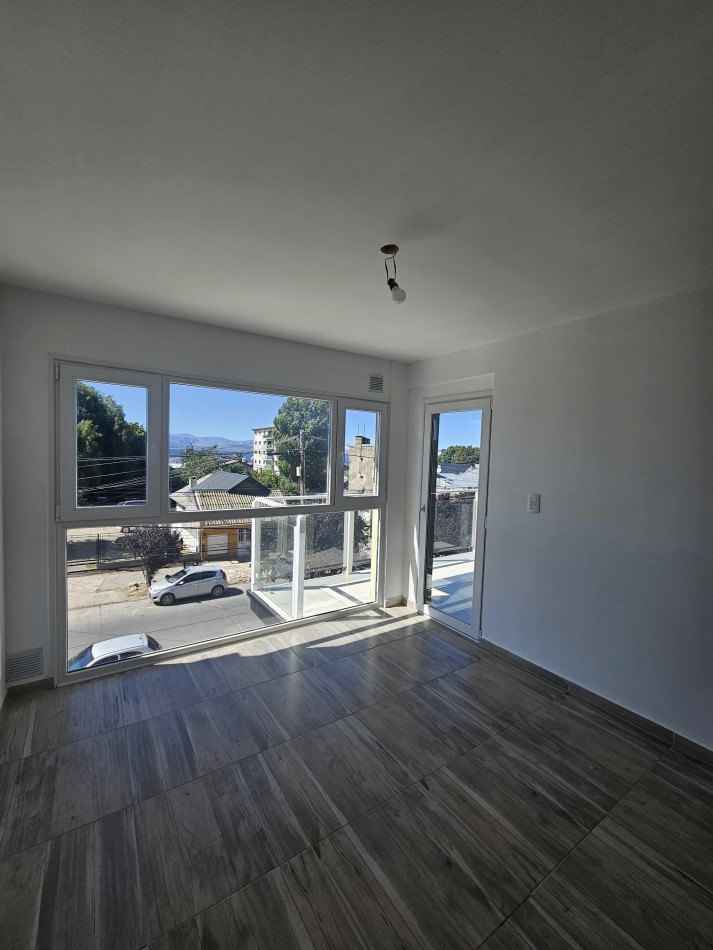 Execlente departamento 3 ambientes con balcon y parrilla a estrenar