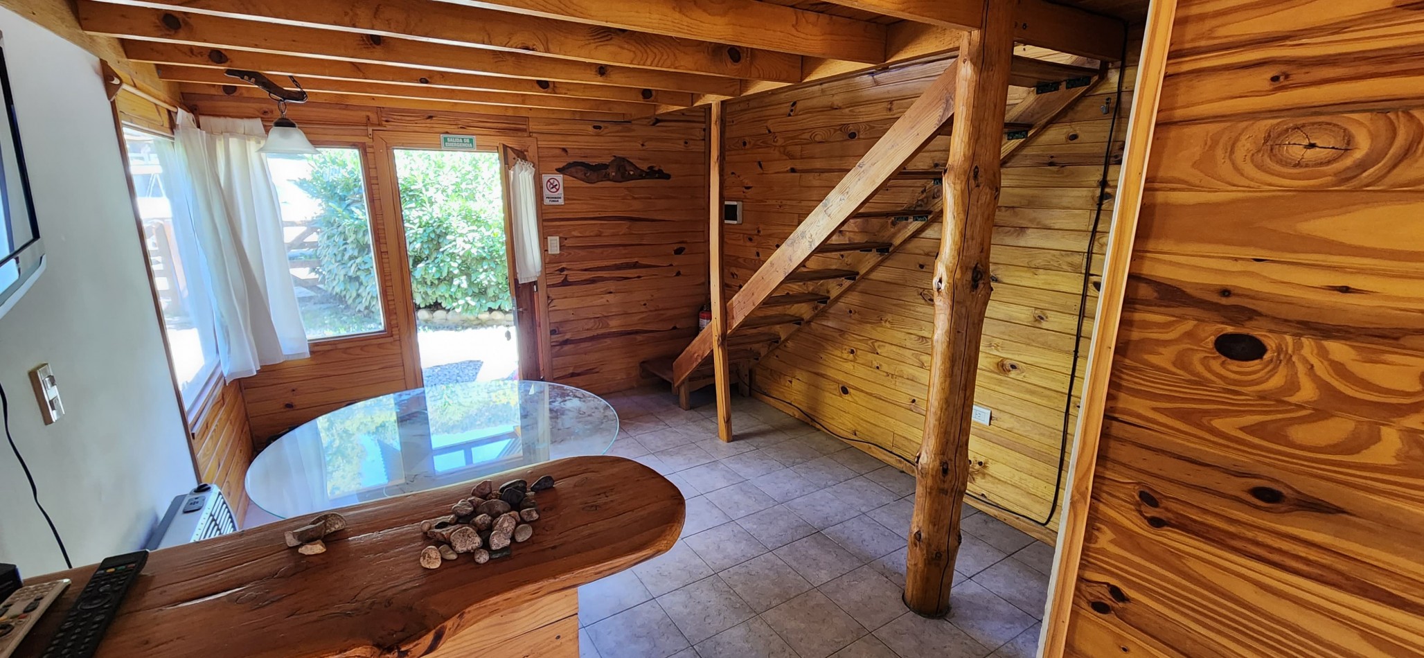 Complejo de cabañas con vivienda principal en Los Coihues - Oportunidad unica