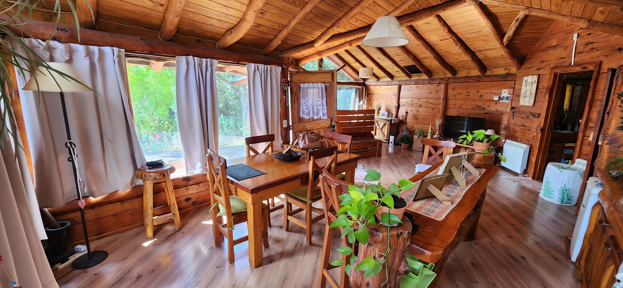 Casa en venta en Barrio Los Coihues - Entorno natural y apta turismo