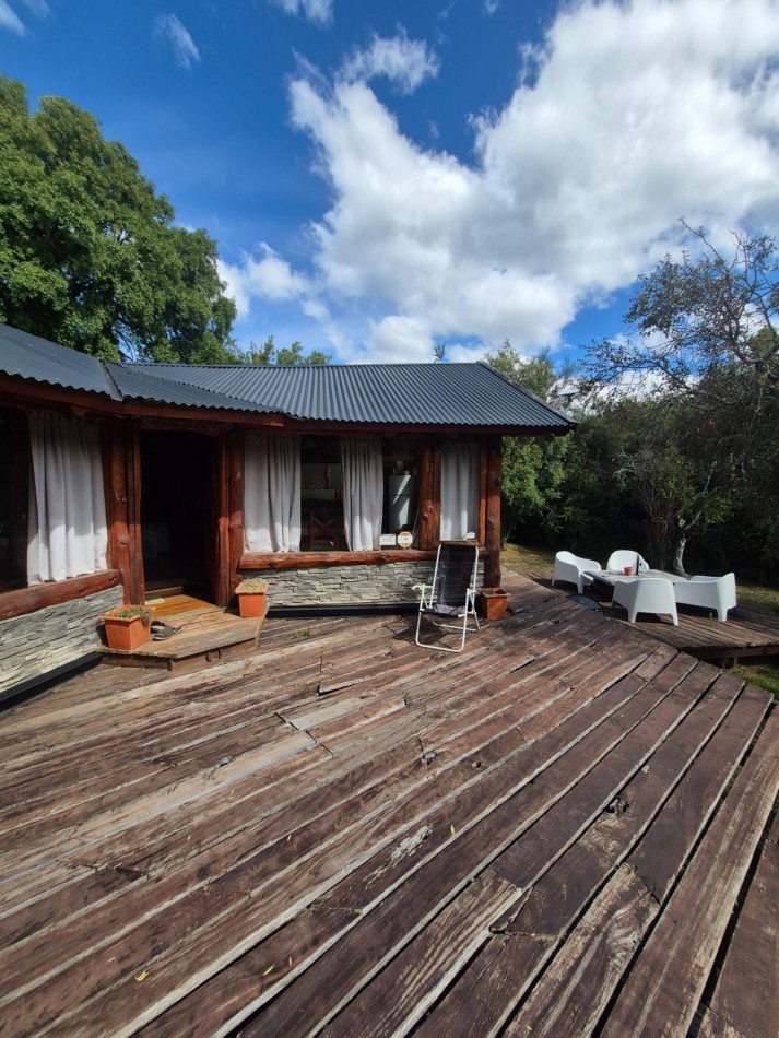 Casa en venta en Barrio Los Coihues - Entorno natural y apta turismo