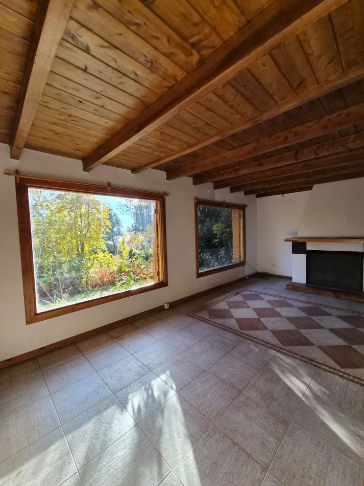 Casa de 142m2 a metros de Pioneros - Km 2,300 