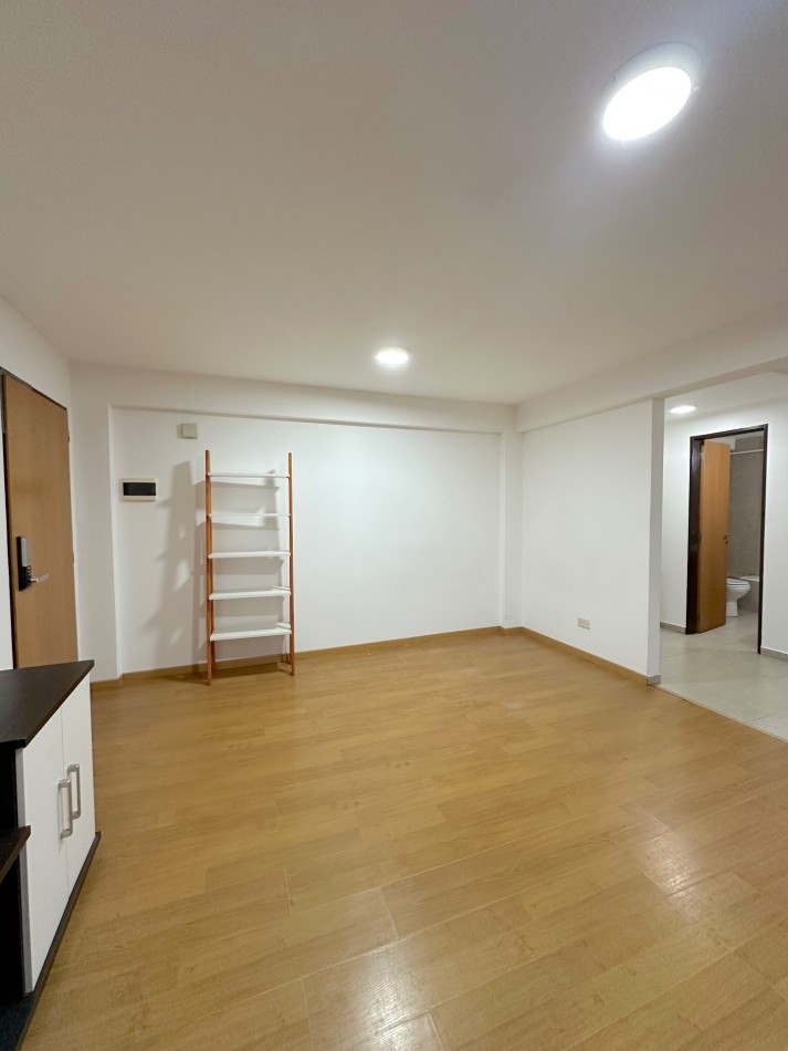 Alquiler Monoambiente centrico 
