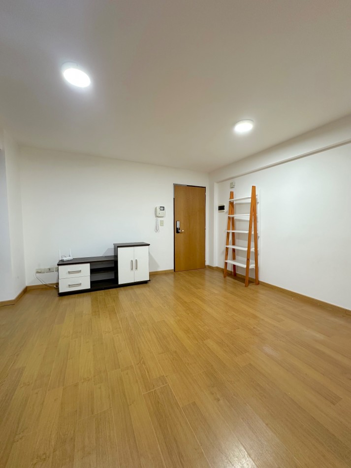 Alquiler Monoambiente centrico 