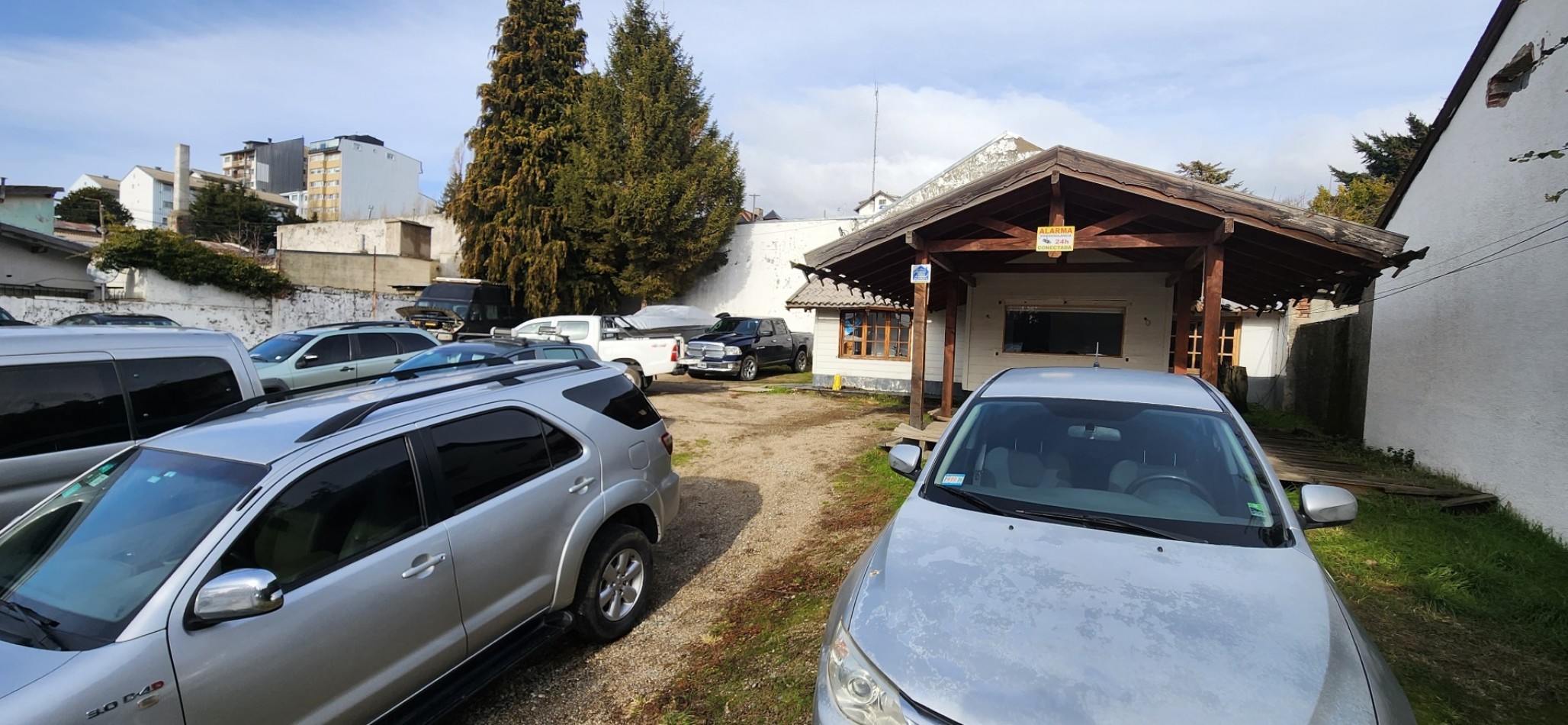 Lote en Alquiler Comercial + Cabaña de 45 m2 - Ideal para emprendimiento.