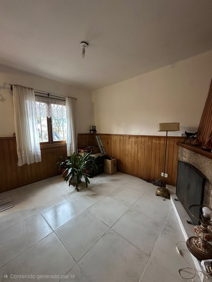 Casa en venta - Rolando 1559