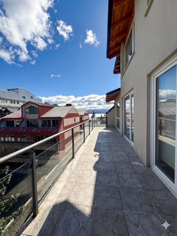Piso de tres dormitorios con vista + cochera