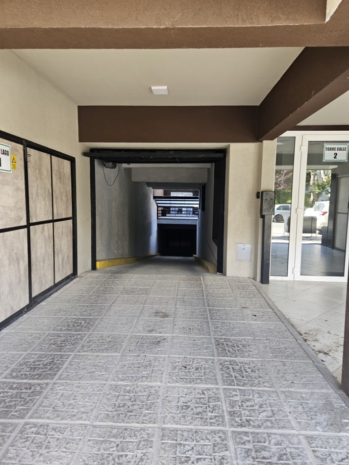 Monoambiente 35m2 con Balcon - Vista al lago - 4 E - Torre Calle
