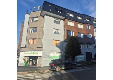 Monoambiente mas cochera en alquiler